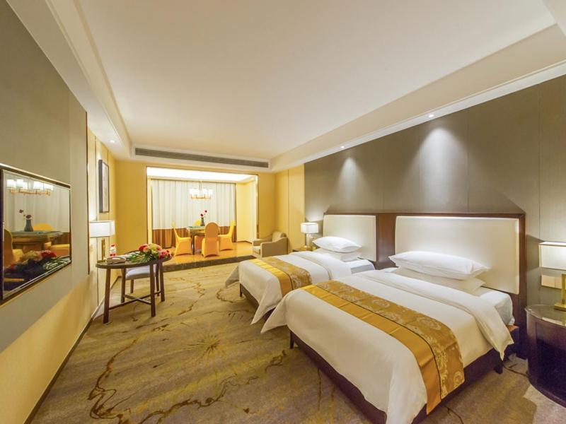 Vienna International Hotel Diecai Wanda High Speed ​​Rail Station Гуейлин Екстериор снимка